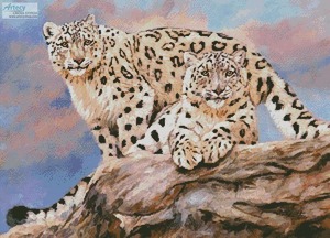 Borduurblad productfoto Patroon Artecy 'Snow Leopards on a Rock'
