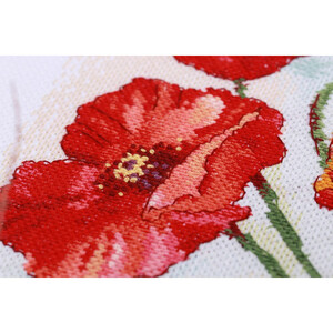 Borduurblad productfoto Borduurpakket PANNA ‘Watercolor Poppies’ 2