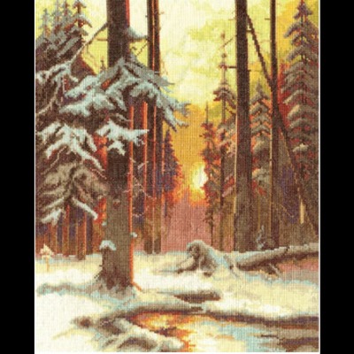 Borduurblad productfoto Borduurpakket Winter Sunset in a Spruce Forrest