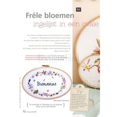 Borduurblad productfoto Patroon Frêle bloemen ingeljist in een ovale borduurring (3 ontwerpen)