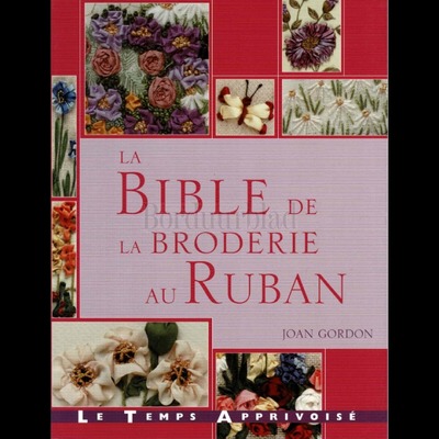 Borduurblad productfoto Lintborduurboek La Bible de la Broderie au Ruban