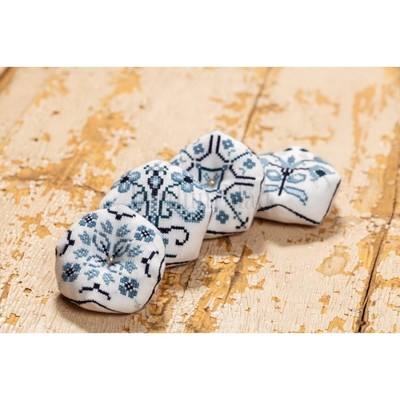 Borduurblad productfoto Patroon Mystery Sampler Blue Squares (Deel 3) 2