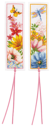 Borduurblad productfoto Borduurpakket Vervaco set boekenleggers ‘Kleurige bloemen’