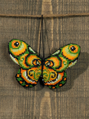 Borduurblad productfoto Borduurpakket Permin ‘Butterfly green/orange’