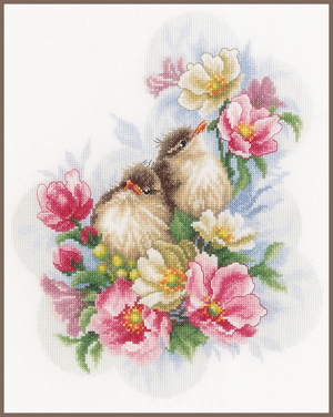 Borduurblad productfoto Borduurpakket Vervaco ‘Kleine vogeltjes op bloementak’