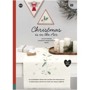 Borduurblad productfoto Boek Rico Design 'Christmas is in the Air 172'