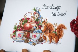 Borduurblad productfoto Borduurpakket Merejka ‘It’s always tea time’