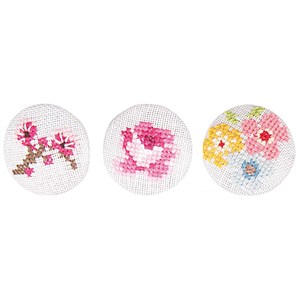 Borduurblad productfoto Borduurpakket Rico Design Buttons ‘Bloemen’