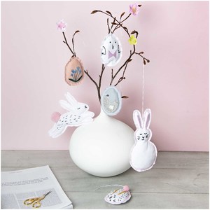 Borduurblad productfoto Borduurpakket Rico Design Hangers ‘Pasen’