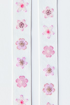 Borduurblad productfoto Patroon 'Sakura Sakura' - Rico Design 2