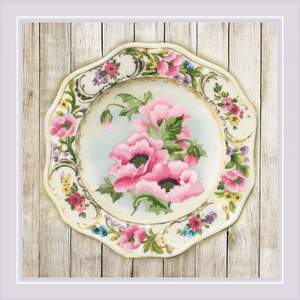 Borduurblad productfoto Borduurpakket Riolis ‘Plate With Pink Poppies'