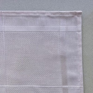 Borduurblad productfoto Combi: Dekservet Beige 90 x 90 cm & Leaflet
