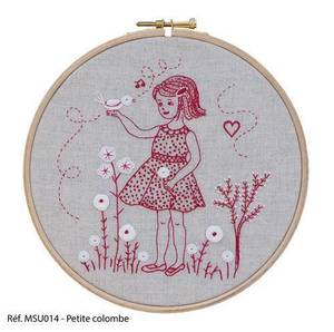 Borduurblad productfoto Borduurpakket Création Marie Suarez ‘Petite Colombe’