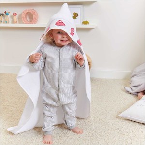 Borduurblad productfoto RICO DESIGN BABYCAPE WIT 2