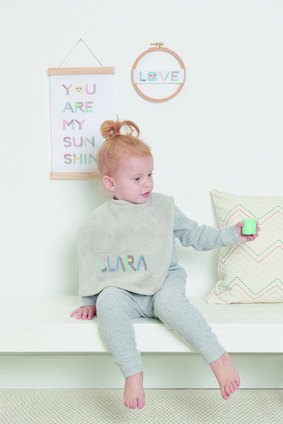 Borduurblad productfoto Patroon baby ABC - Rico design 2