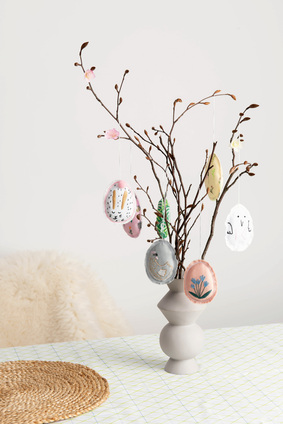 Borduurblad productfoto Patroon Paashangers - Rico Design